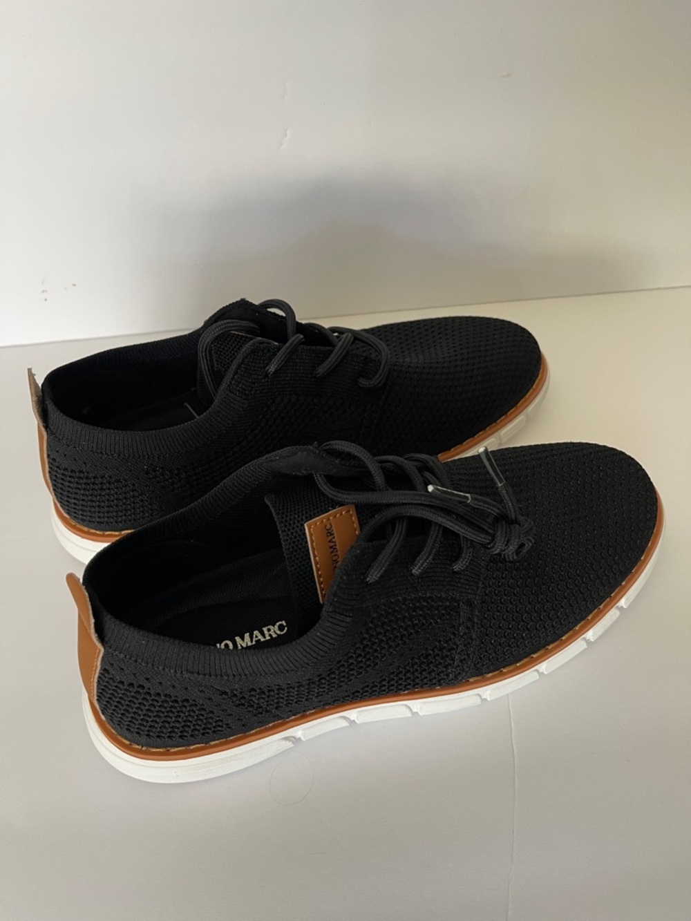 Bruno Marc black light weight sneakers 6 men’s 8 women’s